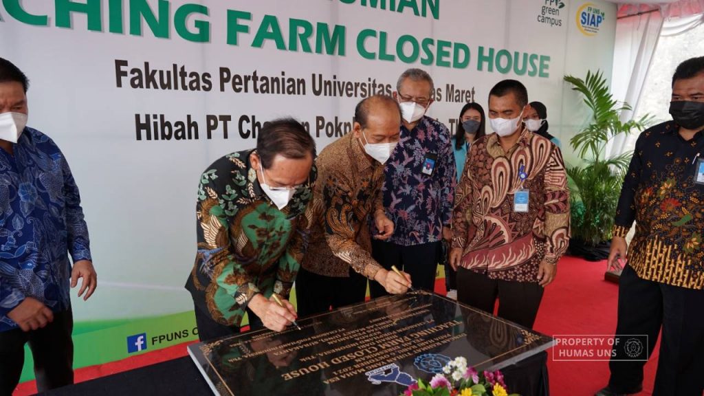 FP UNS Meresmikan Teaching Farm Closed House di Jatikuwung, Karanganyar